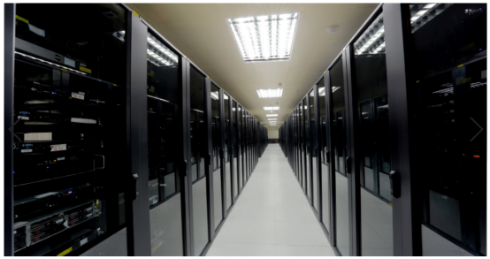 機房介紹(圖16) 機房介紹(圖16)